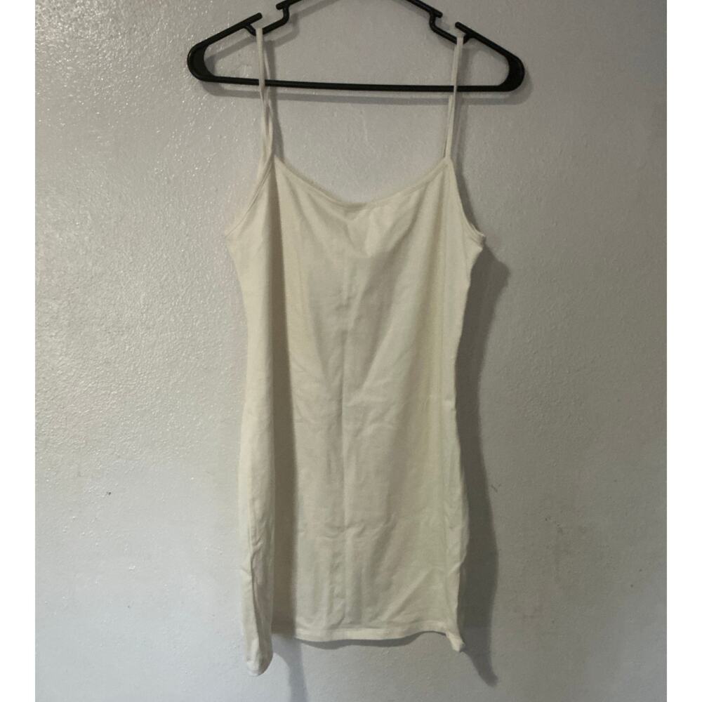 Sleeveless white dress made in china size 165/88A